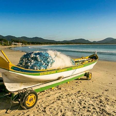 Apart 200M Da Praia, Estacionamento, A/C Florianopolis Exterior photo